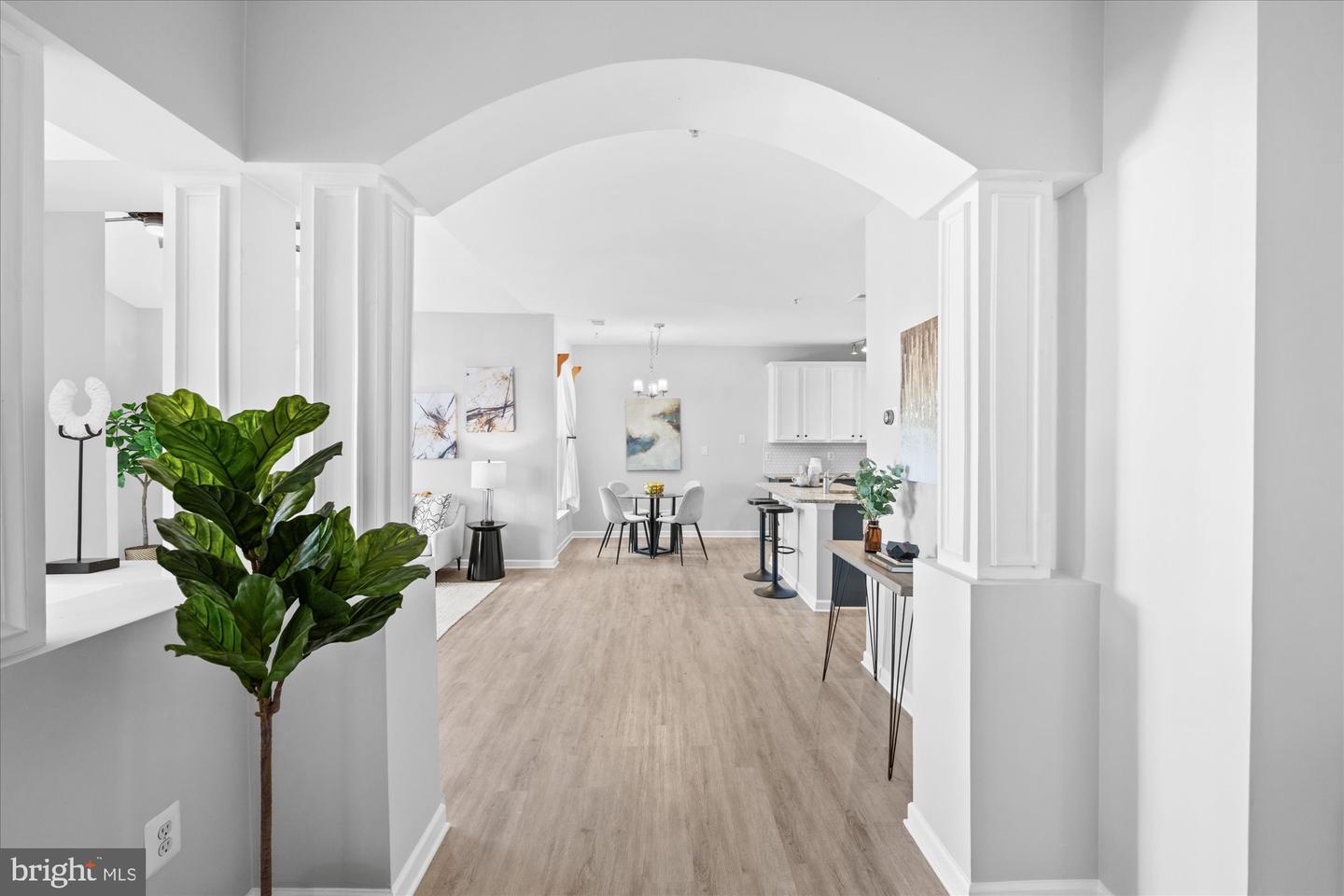 291 CAMERON STATION BLVD #102, ALEXANDRIA, Virginia 22304, 3 Bedrooms Bedrooms, ,2 BathroomsBathrooms,Residential,For sale,291 CAMERON STATION BLVD #102,VAAX2050558 MLS # VAAX2050558