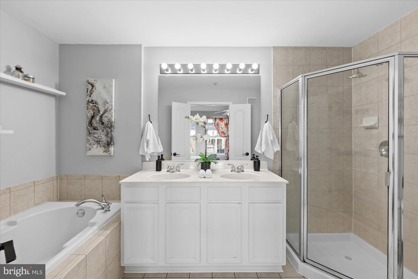 291 CAMERON STATION BLVD #102, ALEXANDRIA, Virginia 22304, 3 Bedrooms Bedrooms, ,2 BathroomsBathrooms,Residential,For sale,291 CAMERON STATION BLVD #102,VAAX2050558 MLS # VAAX2050558