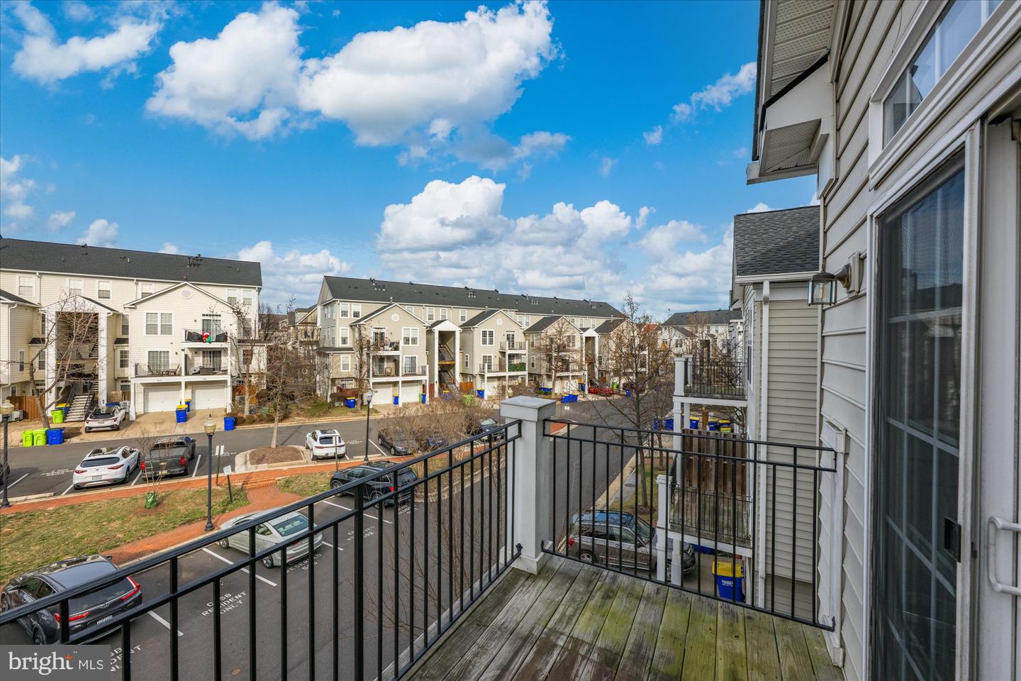 291 CAMERON STATION BLVD #102, ALEXANDRIA, Virginia 22304, 3 Bedrooms Bedrooms, ,2 BathroomsBathrooms,Residential,For sale,291 CAMERON STATION BLVD #102,VAAX2050558 MLS # VAAX2050558
