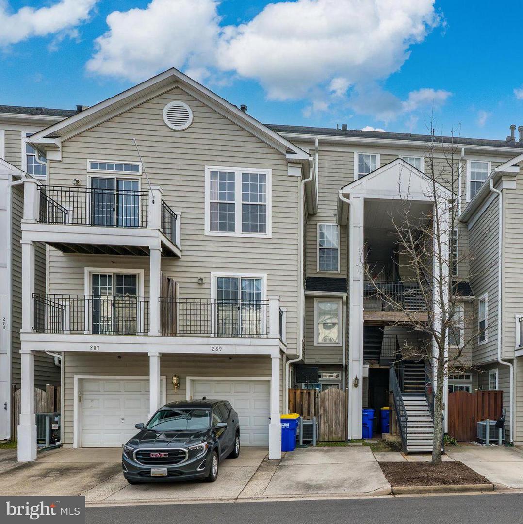 291 CAMERON STATION BLVD #102, ALEXANDRIA, Virginia 22304, 3 Bedrooms Bedrooms, ,2 BathroomsBathrooms,Residential,For sale,291 CAMERON STATION BLVD #102,VAAX2050558 MLS # VAAX2050558