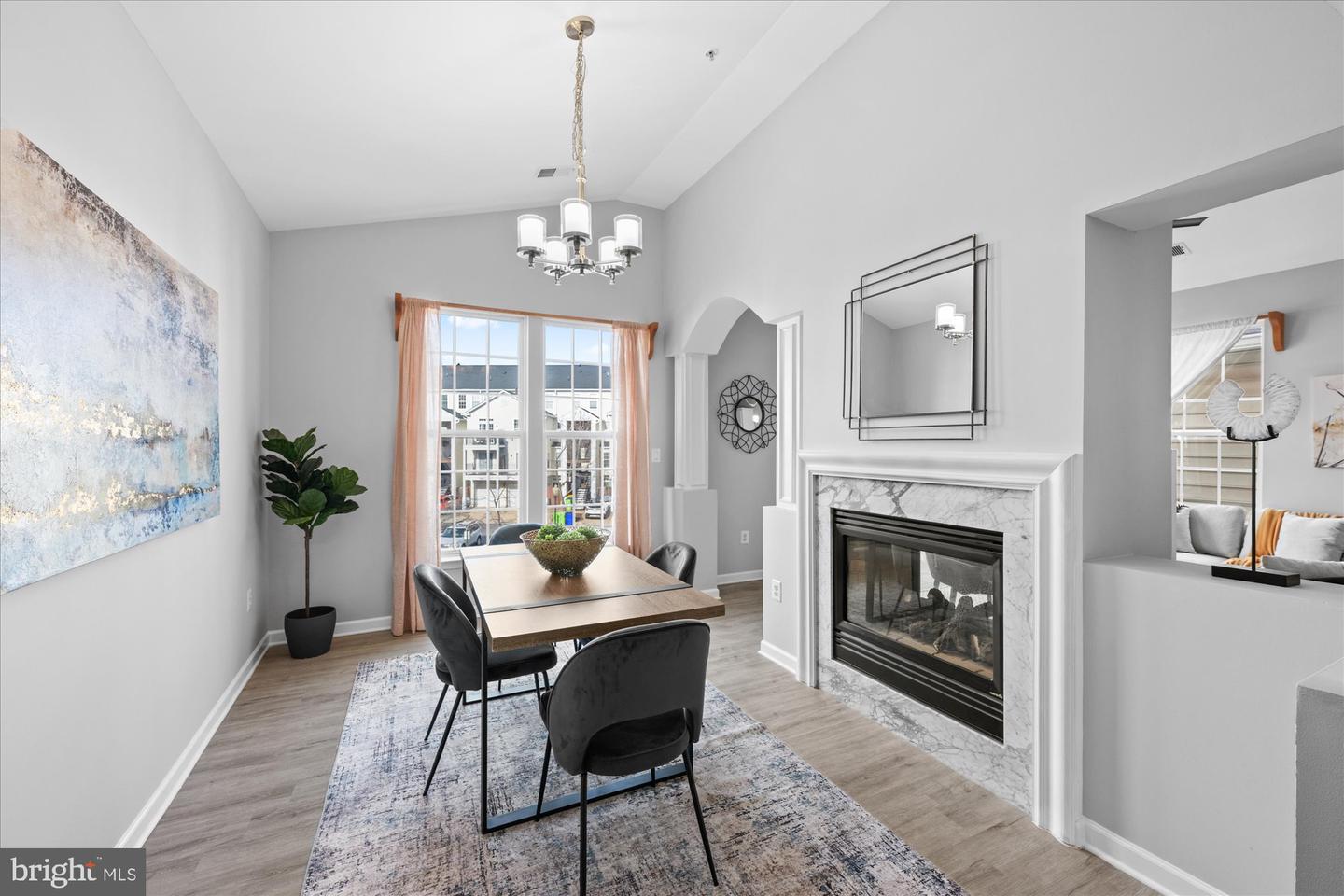 291 CAMERON STATION BLVD #102, ALEXANDRIA, Virginia 22304, 3 Bedrooms Bedrooms, ,2 BathroomsBathrooms,Residential,For sale,291 CAMERON STATION BLVD #102,VAAX2050558 MLS # VAAX2050558