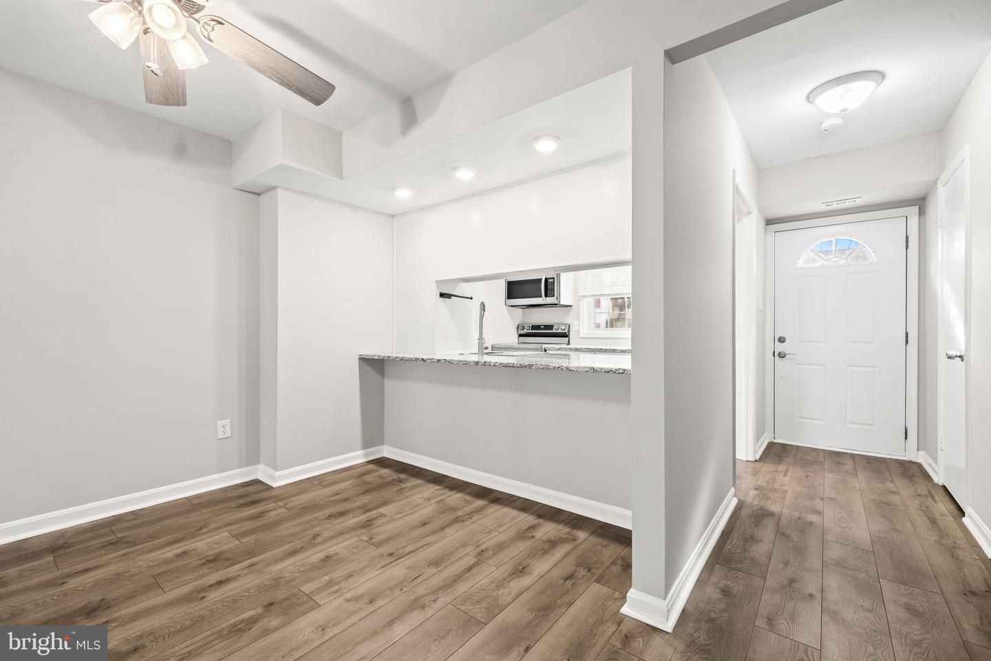 14418 TURIN LN, CENTREVILLE, Virginia 20121, 2 Bedrooms Bedrooms, ,1 BathroomBathrooms,Residential,For sale,14418 TURIN LN,VAFX2275722 MLS # VAFX2275722