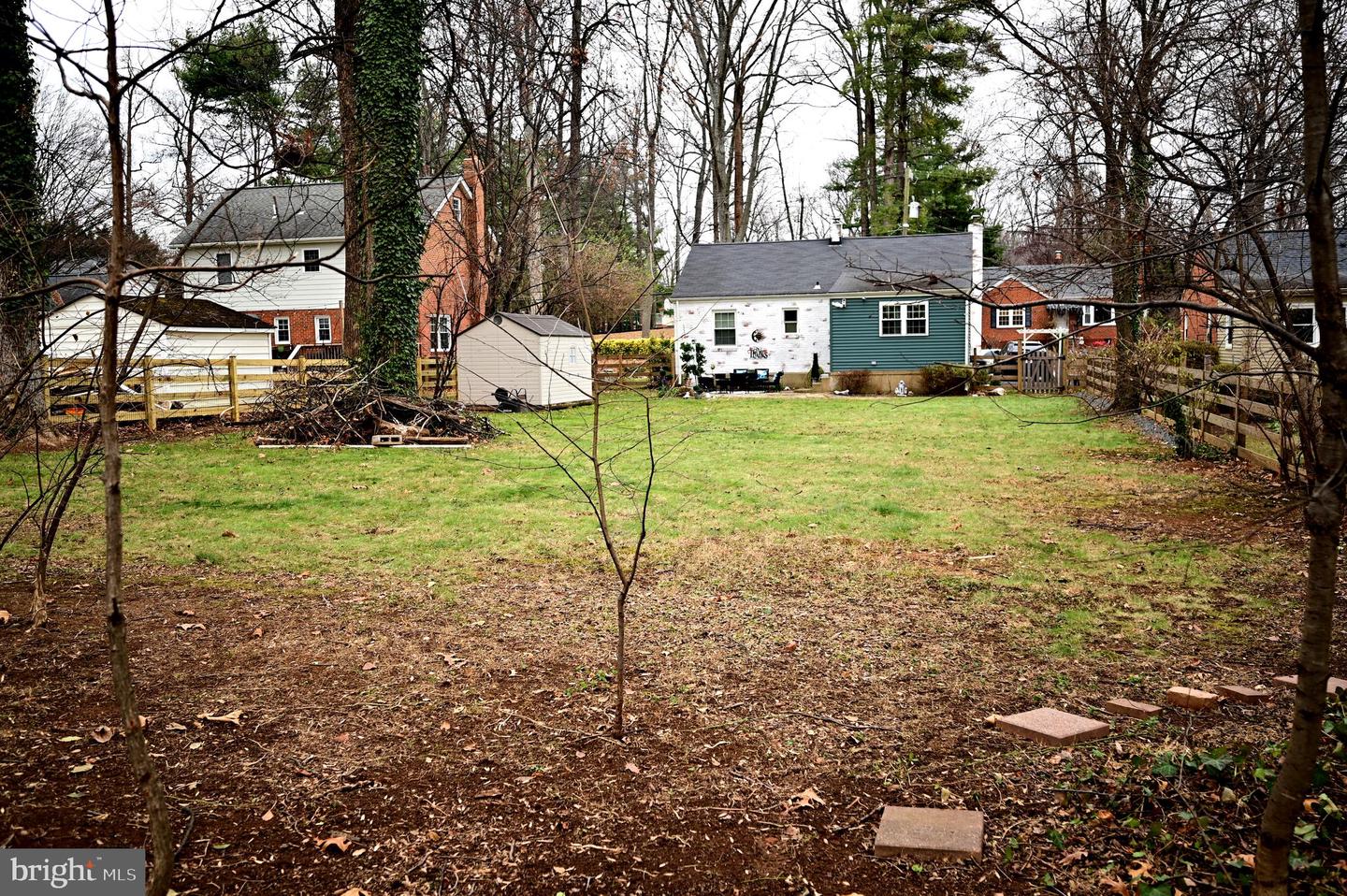 10833 WARWICK AVE, FAIRFAX, Virginia 22030, 3 Bedrooms Bedrooms, 12 Rooms Rooms,1 BathroomBathrooms,Residential,For sale,10833 WARWICK AVE,VAFC2007258 MLS # VAFC2007258