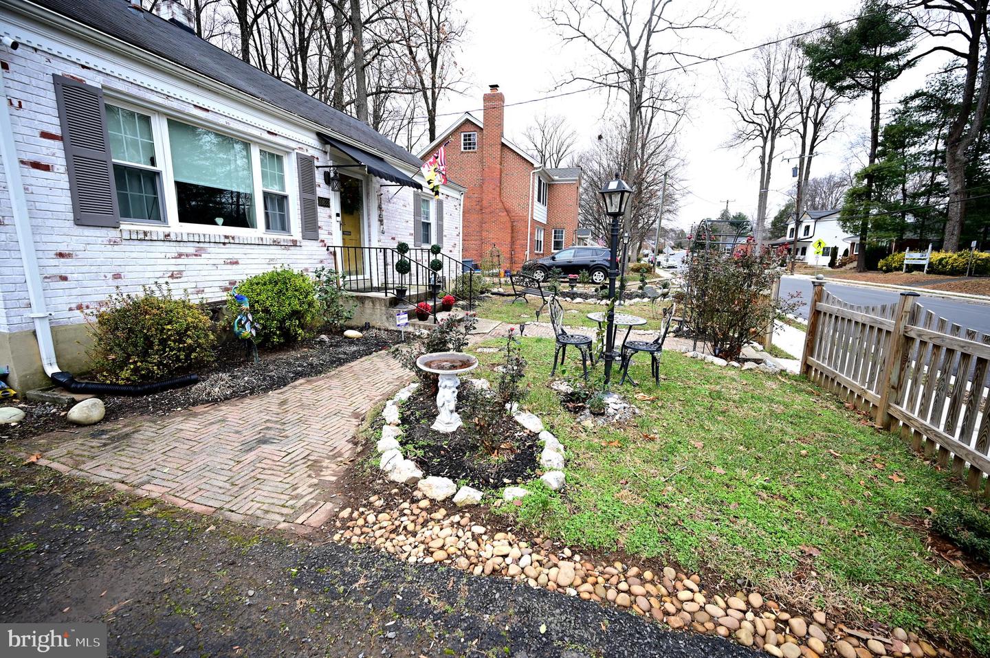 10833 WARWICK AVE, FAIRFAX, Virginia 22030, 3 Bedrooms Bedrooms, 12 Rooms Rooms,1 BathroomBathrooms,Residential,For sale,10833 WARWICK AVE,VAFC2007258 MLS # VAFC2007258