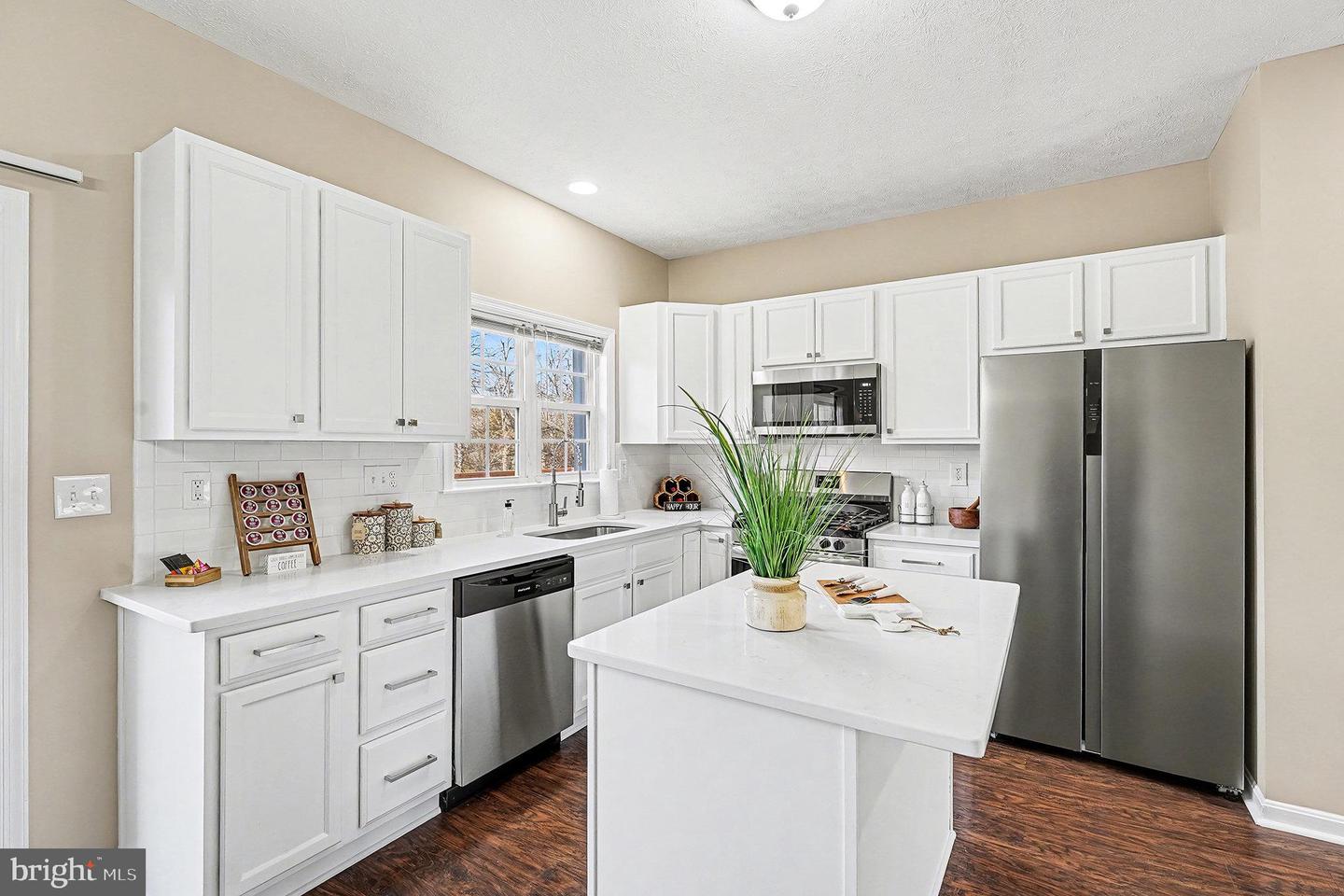 126 COMPASS CV, STAFFORD, Virginia 22554, 3 Bedrooms Bedrooms, ,2 BathroomsBathrooms,Residential,For sale,126 COMPASS CV,VAST2043898 MLS # VAST2043898 126 COMPASS CV, STAFFORD, Virginia 22554, 3 Bedrooms Bedrooms, ,2 BathroomsBathrooms,Residential,For sale,126 COMPASS CV,VAST2043898 MLS # VAST2043898