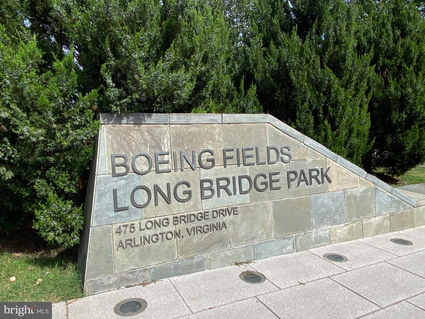 1200 CRYSTAL DR #214, ARLINGTON, Virginia 22202, 2 Bedrooms Bedrooms, ,1 BathroomBathrooms,Residential,For sale,1200 CRYSTAL DR #214,VAAR2066062 MLS # VAAR2066062