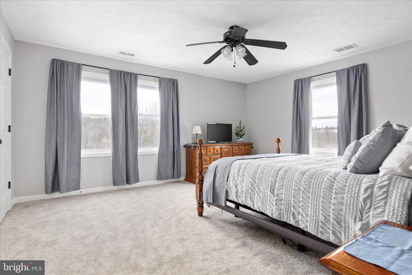 185-H6 HAILEY LN, STRASBURG, Virginia 22657, 2 Bedrooms Bedrooms, ,2 BathroomsBathrooms,Residential,For sale,185-H6 HAILEY LN,VASH2012966 MLS # VASH2012966