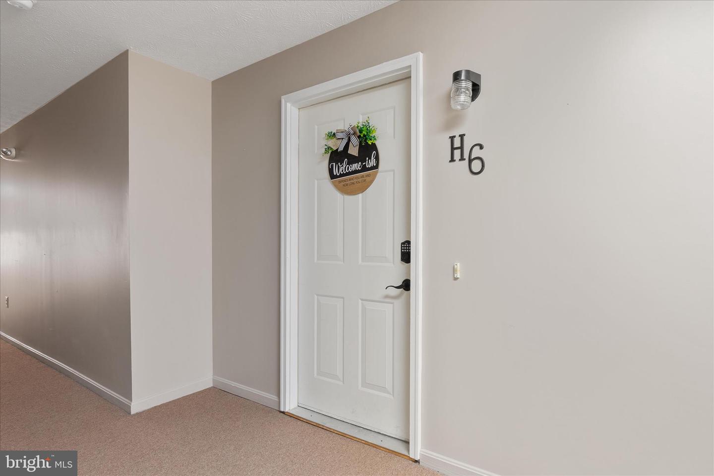 185-H6 HAILEY LN, STRASBURG, Virginia 22657, 2 Bedrooms Bedrooms, ,2 BathroomsBathrooms,Residential,For sale,185-H6 HAILEY LN,VASH2012966 MLS # VASH2012966