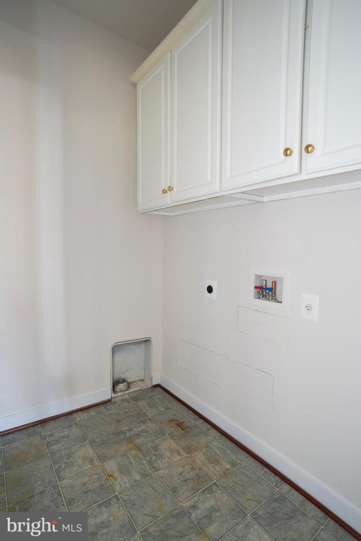 7111 CROWN JEWELS CT, FREDERICKSBURG, Virginia 22407, 4 Bedrooms Bedrooms, ,3 BathroomsBathrooms,Residential,For sale,7111 CROWN JEWELS CT,VASP2037568 MLS # VASP2037568 7111 CROWN JEWELS CT, FREDERICKSBURG, Virginia 22407, 4 Bedrooms Bedrooms, ,3 BathroomsBathrooms,Residential,For sale,7111 CROWN JEWELS CT,VASP2037568 MLS # VASP2037568