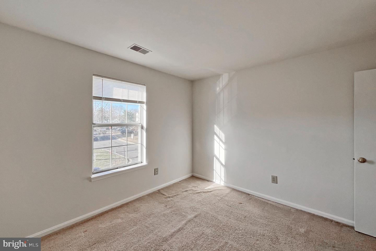 3350 OAKSHADE CT, FAIRFAX, Virginia 22033, 4 Bedrooms Bedrooms, ,3 BathroomsBathrooms,Residential,For sale,3350 OAKSHADE CT,VAFX2279806 MLS # VAFX2279806 3350 OAKSHADE CT, FAIRFAX, Virginia 22033, 4 Bedrooms Bedrooms, ,3 BathroomsBathrooms,Residential,For sale,3350 OAKSHADE CT,VAFX2279806 MLS # VAFX2279806