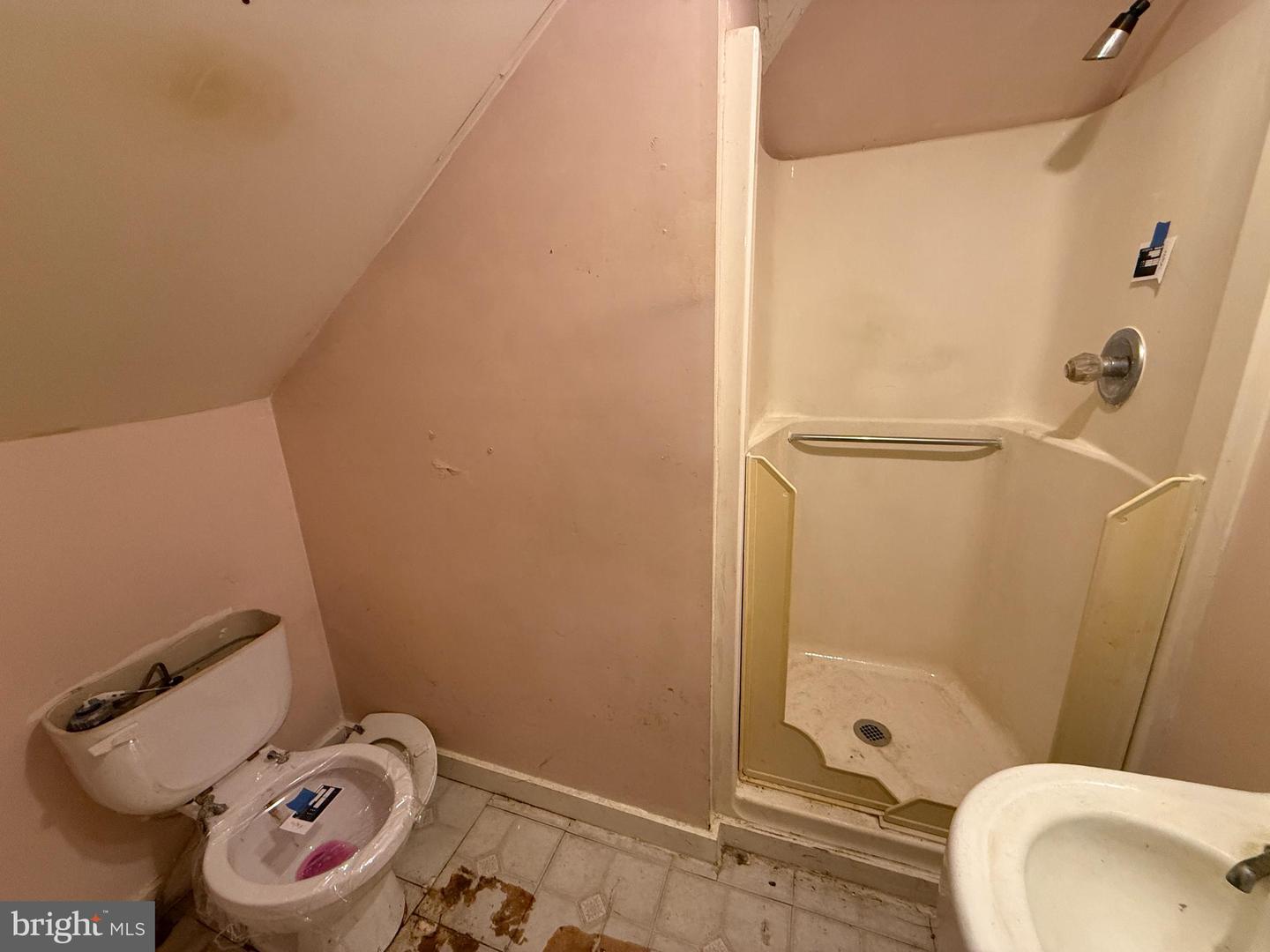 110 N MAIN ST, EDINBURG, Virginia 22824, 3 Bedrooms Bedrooms, ,2 BathroomsBathrooms,Residential,For sale,110 N MAIN ST,VASH2012910 MLS # VASH2012910