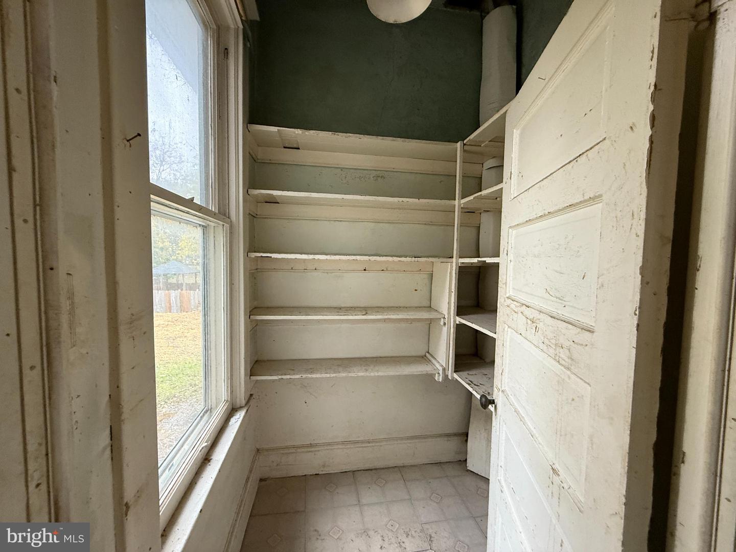 110 N MAIN ST, EDINBURG, Virginia 22824, 3 Bedrooms Bedrooms, ,2 BathroomsBathrooms,Residential,For sale,110 N MAIN ST,VASH2012910 MLS # VASH2012910