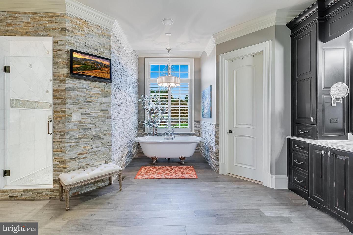 22665 CREIGHTON FARMS DR, LEESBURG, Virginia 20175, 6 Bedrooms Bedrooms, ,6 BathroomsBathrooms,Residential,For sale,22665 CREIGHTON FARMS DR,VALO2111060 MLS # VALO2111060