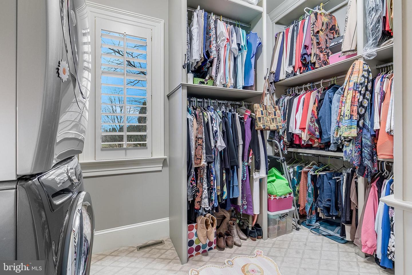 22665 CREIGHTON FARMS DR, LEESBURG, Virginia 20175, 6 Bedrooms Bedrooms, ,6 BathroomsBathrooms,Residential,For sale,22665 CREIGHTON FARMS DR,VALO2111060 MLS # VALO2111060