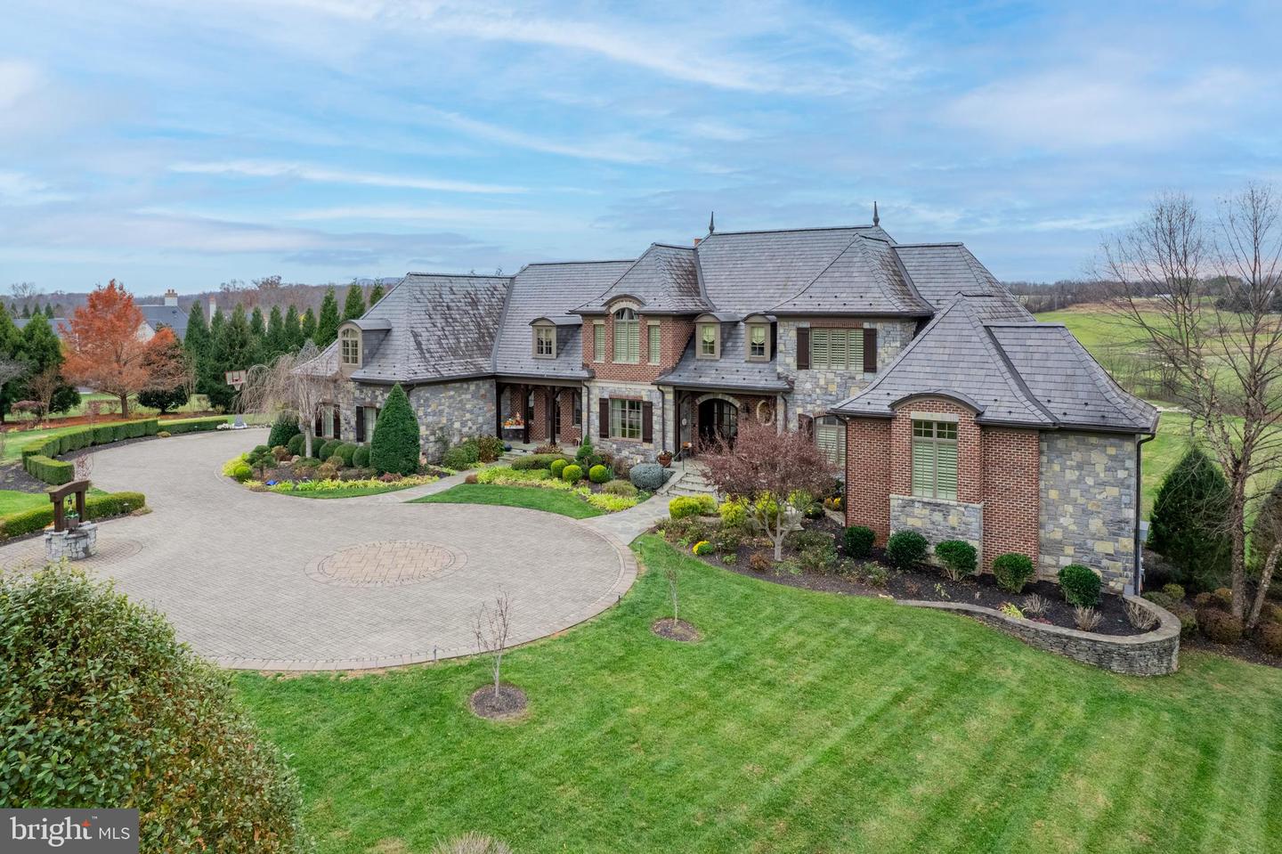 22665 CREIGHTON FARMS DR, LEESBURG, Virginia 20175, 6 Bedrooms Bedrooms, ,6 BathroomsBathrooms,Residential,For sale,22665 CREIGHTON FARMS DR,VALO2111060 MLS # VALO2111060