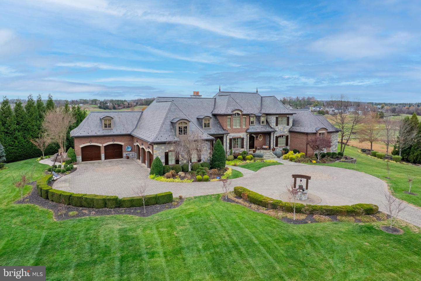 22665 CREIGHTON FARMS DR, LEESBURG, Virginia 20175, 6 Bedrooms Bedrooms, ,6 BathroomsBathrooms,Residential,For sale,22665 CREIGHTON FARMS DR,VALO2111060 MLS # VALO2111060