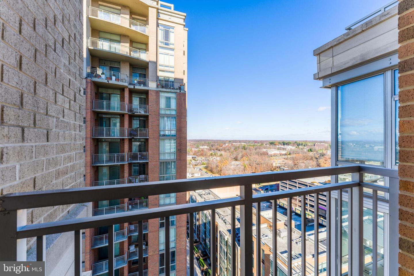 11990 MARKET ST #1616, RESTON, Virginia 20190, 1 Bedroom Bedrooms, ,2 BathroomsBathrooms,Residential,For sale,11990 MARKET ST #1616,VAFX2280634 MLS # VAFX2280634