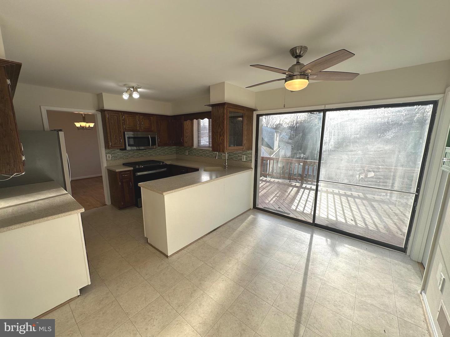 8601 KENILWORTH DR, SPRINGFIELD, Virginia 22151, 3 Bedrooms Bedrooms, 14 Rooms Rooms,2 BathroomsBathrooms,Residential,For sale,8601 KENILWORTH DR,VAFX2280670 MLS # VAFX2280670