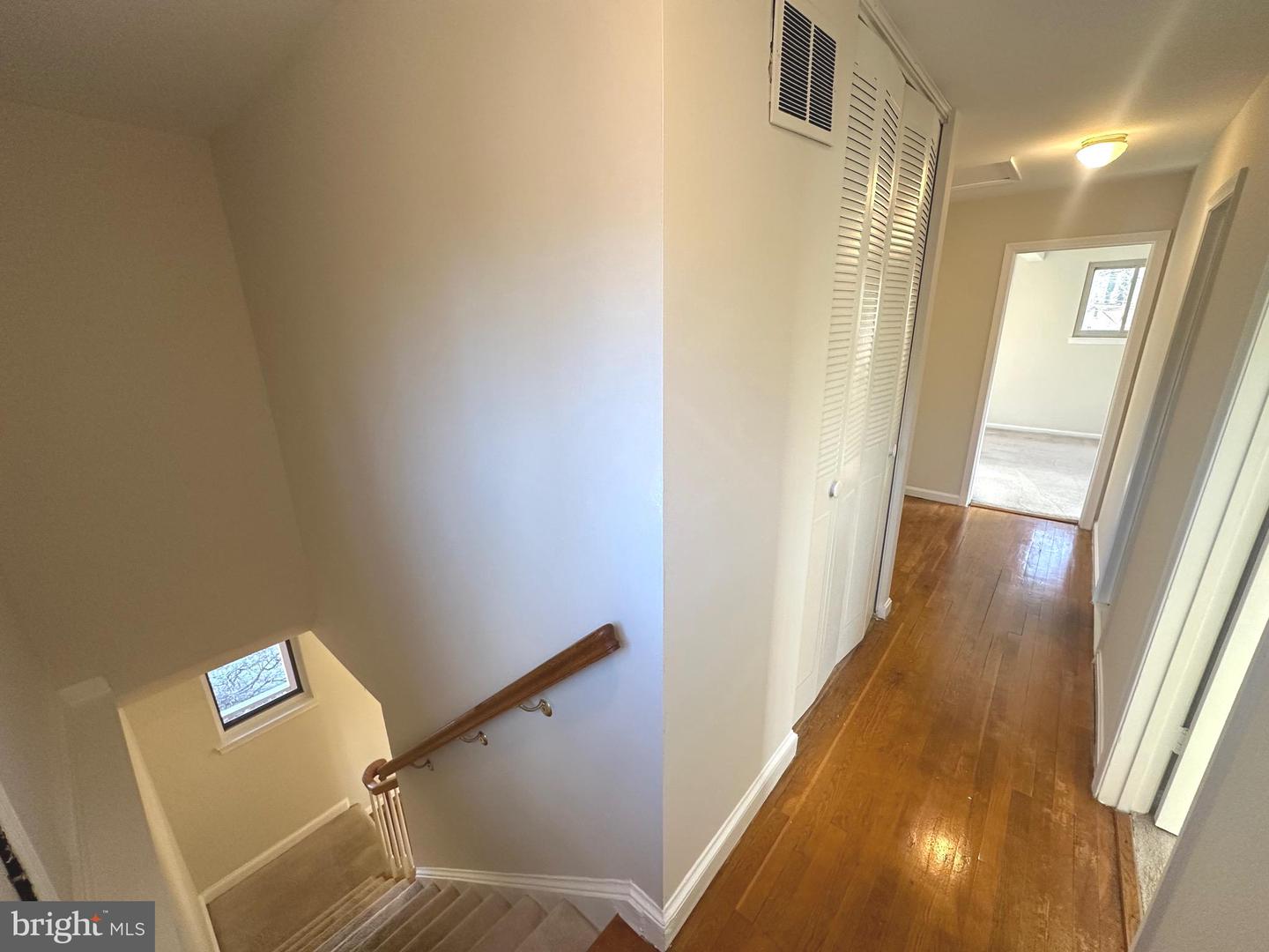 8601 KENILWORTH DR, SPRINGFIELD, Virginia 22151, 3 Bedrooms Bedrooms, 14 Rooms Rooms,2 BathroomsBathrooms,Residential,For sale,8601 KENILWORTH DR,VAFX2280670 MLS # VAFX2280670