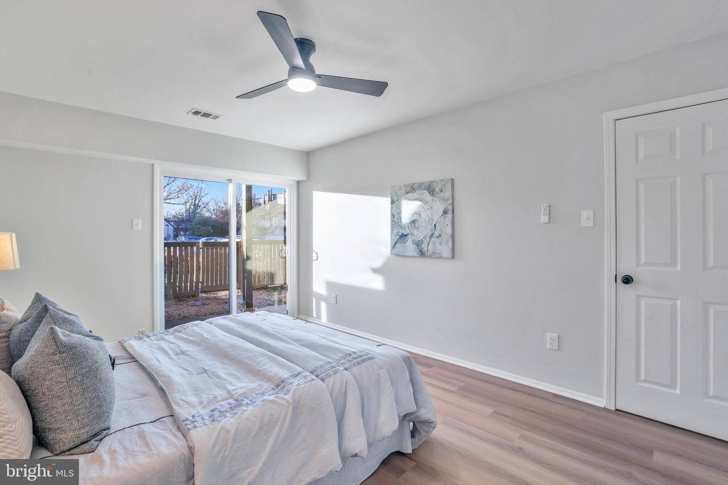 3966 WOODHUE PL, ALEXANDRIA, Virginia 22309, 2 Bedrooms Bedrooms, 5 Rooms Rooms,1 BathroomBathrooms,Residential,For sale,3966 WOODHUE PL,VAFX2280916 MLS # VAFX2280916 3966 WOODHUE PL, ALEXANDRIA, Virginia 22309, 2 Bedrooms Bedrooms, 5 Rooms Rooms,1 BathroomBathrooms,Residential,For sale,3966 WOODHUE PL,VAFX2280916 MLS # VAFX2280916