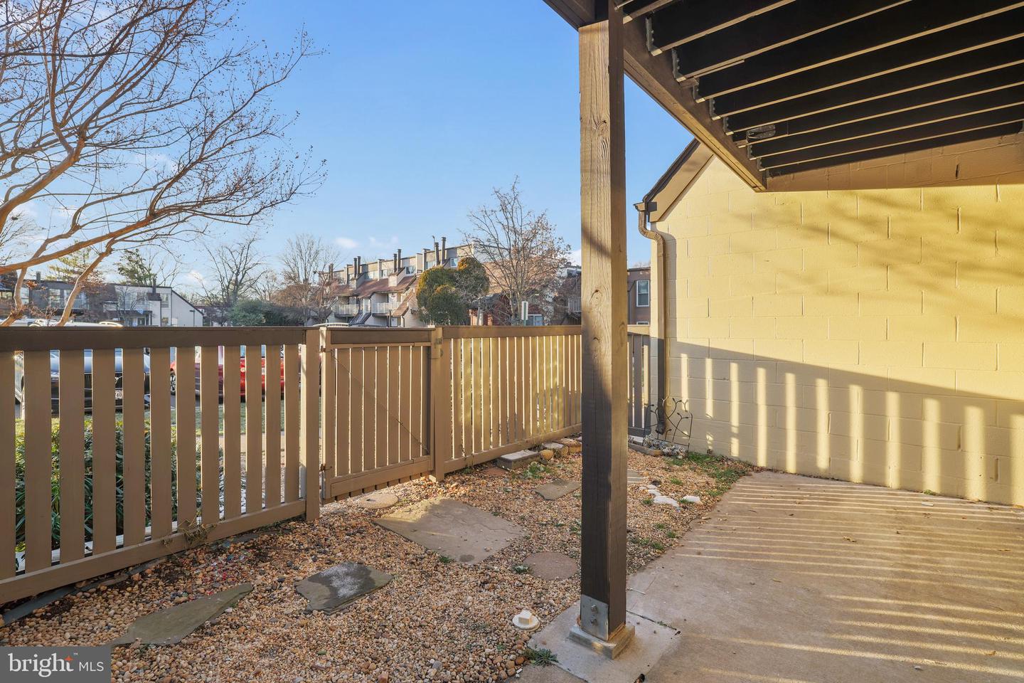 3966 WOODHUE PL, ALEXANDRIA, Virginia 22309, 2 Bedrooms Bedrooms, 5 Rooms Rooms,1 BathroomBathrooms,Residential,For sale,3966 WOODHUE PL,VAFX2280916 MLS # VAFX2280916 3966 WOODHUE PL, ALEXANDRIA, Virginia 22309, 2 Bedrooms Bedrooms, 5 Rooms Rooms,1 BathroomBathrooms,Residential,For sale,3966 WOODHUE PL,VAFX2280916 MLS # VAFX2280916