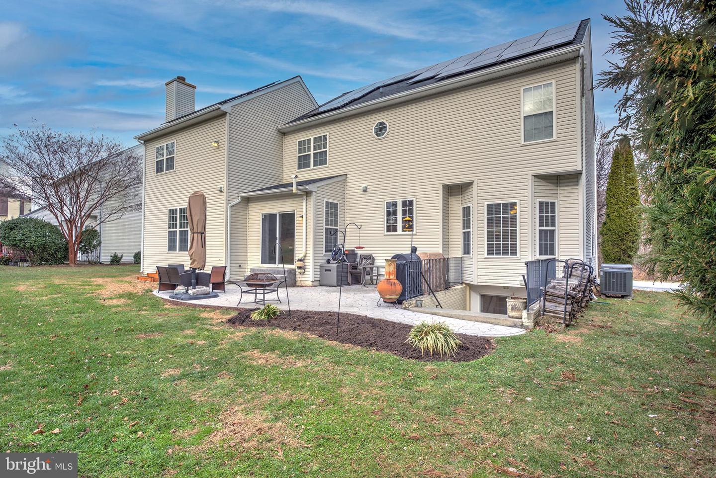 17239 GREENWOOD DR, ROUND HILL, Virginia 20141, 4 Bedrooms Bedrooms, ,2 BathroomsBathrooms,Residential,For sale,17239 GREENWOOD DR,VALO2111886 MLS # VALO2111886