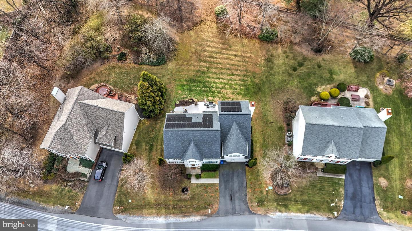 17239 GREENWOOD DR, ROUND HILL, Virginia 20141, 4 Bedrooms Bedrooms, ,2 BathroomsBathrooms,Residential,For sale,17239 GREENWOOD DR,VALO2111886 MLS # VALO2111886