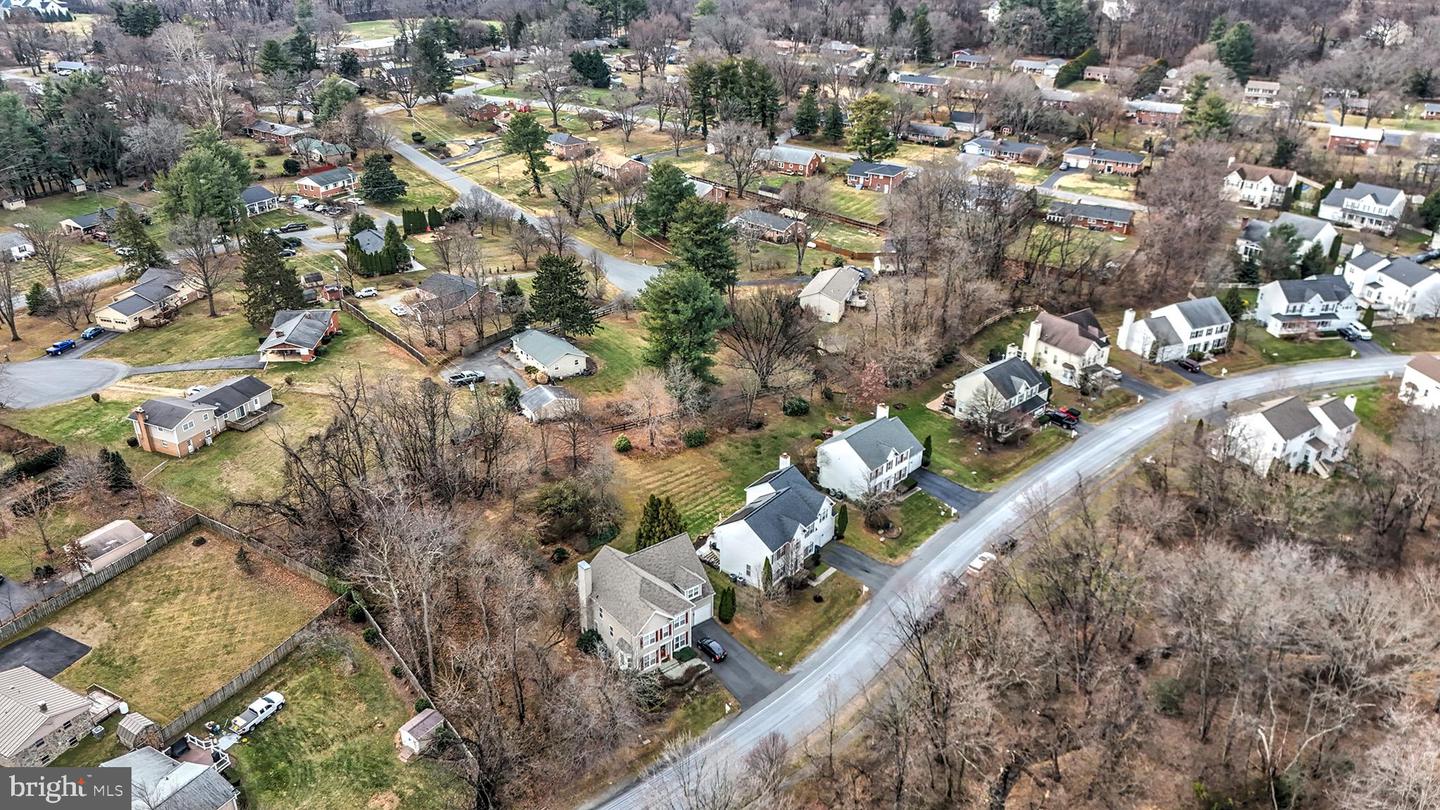 17239 GREENWOOD DR, ROUND HILL, Virginia 20141, 4 Bedrooms Bedrooms, ,2 BathroomsBathrooms,Residential,For sale,17239 GREENWOOD DR,VALO2111886 MLS # VALO2111886