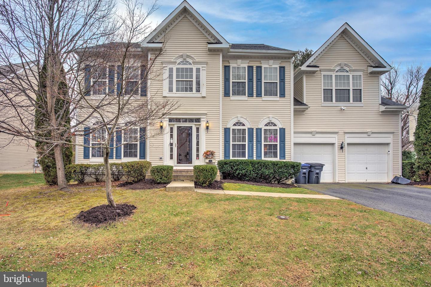 17239 GREENWOOD DR, ROUND HILL, Virginia 20141, 4 Bedrooms Bedrooms, ,2 BathroomsBathrooms,Residential,For sale,17239 GREENWOOD DR,VALO2111886 MLS # VALO2111886