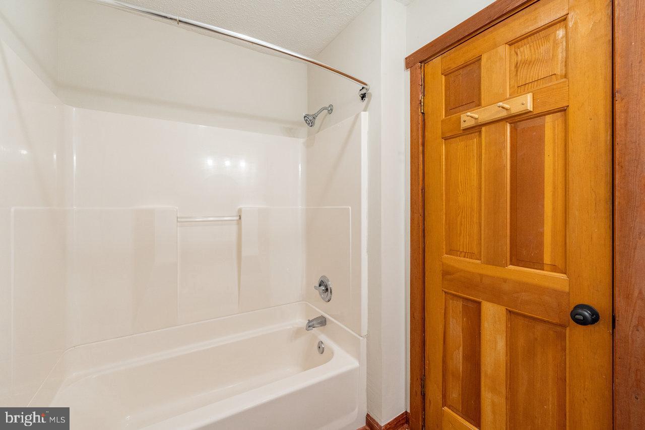 321 HONEYVILLE RD, STANLEY, Virginia 22851, 3 Bedrooms Bedrooms, ,2 BathroomsBathrooms,Residential,For sale,321 HONEYVILLE RD,VAPA2005696 MLS # VAPA2005696