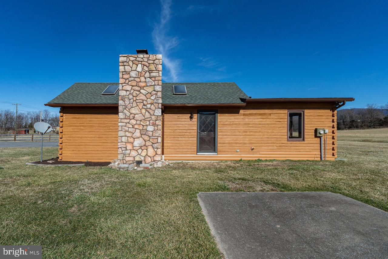 321 HONEYVILLE RD, STANLEY, Virginia 22851, 3 Bedrooms Bedrooms, ,2 BathroomsBathrooms,Residential,For sale,321 HONEYVILLE RD,VAPA2005696 MLS # VAPA2005696