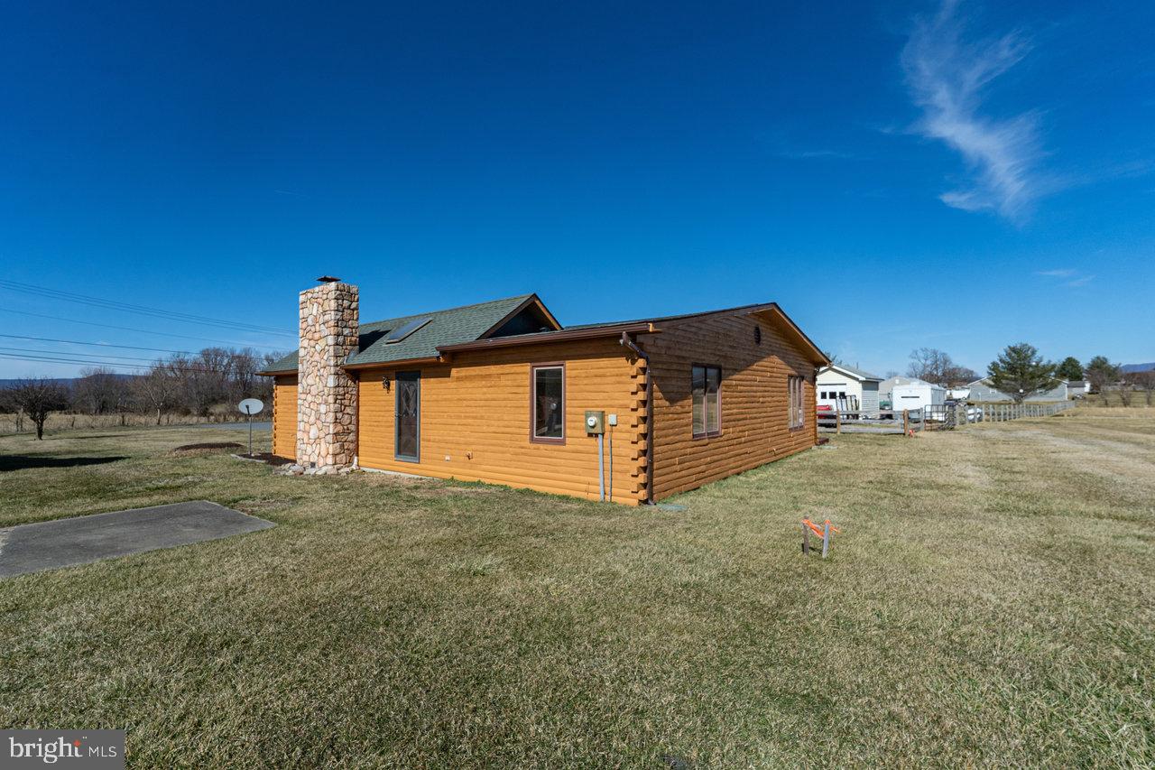 321 HONEYVILLE RD, STANLEY, Virginia 22851, 3 Bedrooms Bedrooms, ,2 BathroomsBathrooms,Residential,For sale,321 HONEYVILLE RD,VAPA2005696 MLS # VAPA2005696