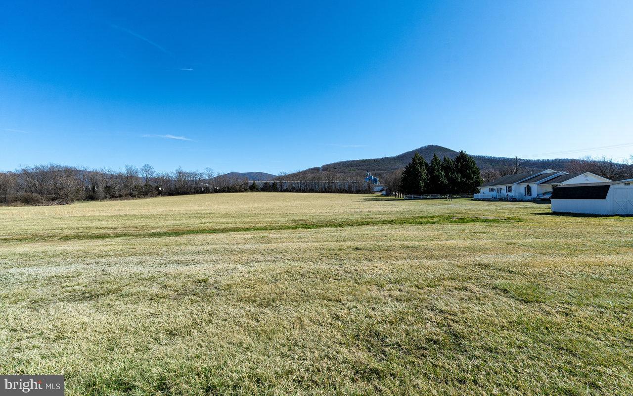 321 HONEYVILLE RD, STANLEY, Virginia 22851, 3 Bedrooms Bedrooms, ,2 BathroomsBathrooms,Residential,For sale,321 HONEYVILLE RD,VAPA2005696 MLS # VAPA2005696