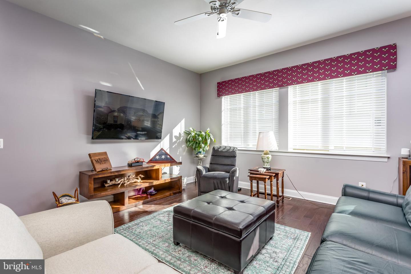 114 TURNSTONE LN, LAKE FREDERICK, Virginia 22630, 3 Bedrooms Bedrooms, ,3 BathroomsBathrooms,Residential,For sale,114 TURNSTONE LN,VAFV2038318 MLS # VAFV2038318