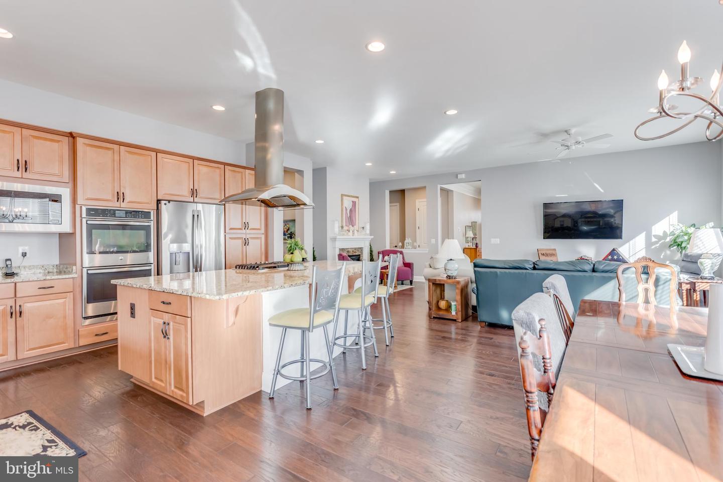 114 TURNSTONE LN, LAKE FREDERICK, Virginia 22630, 3 Bedrooms Bedrooms, ,3 BathroomsBathrooms,Residential,For sale,114 TURNSTONE LN,VAFV2038318 MLS # VAFV2038318