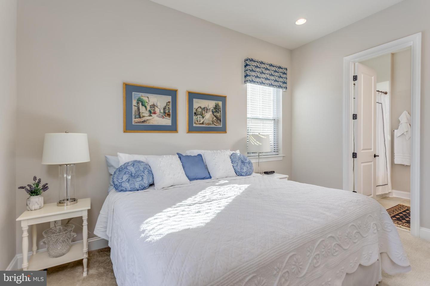 114 TURNSTONE LN, LAKE FREDERICK, Virginia 22630, 3 Bedrooms Bedrooms, ,3 BathroomsBathrooms,Residential,For sale,114 TURNSTONE LN,VAFV2038318 MLS # VAFV2038318