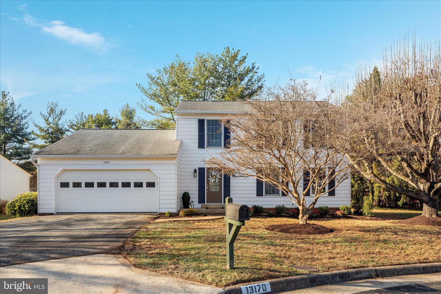 13170 AUTUMN HILL LN, HERNDON, Virginia 20171, 4 Bedrooms Bedrooms, 16 Rooms Rooms,3 BathroomsBathrooms,Residential,For sale,13170 AUTUMN HILL LN,VAFX2281426 MLS # VAFX2281426 13170 AUTUMN HILL LN, HERNDON, Virginia 20171, 4 Bedrooms Bedrooms, 16 Rooms Rooms,3 BathroomsBathrooms,Residential,For sale,13170 AUTUMN HILL LN,VAFX2281426 MLS # VAFX2281426