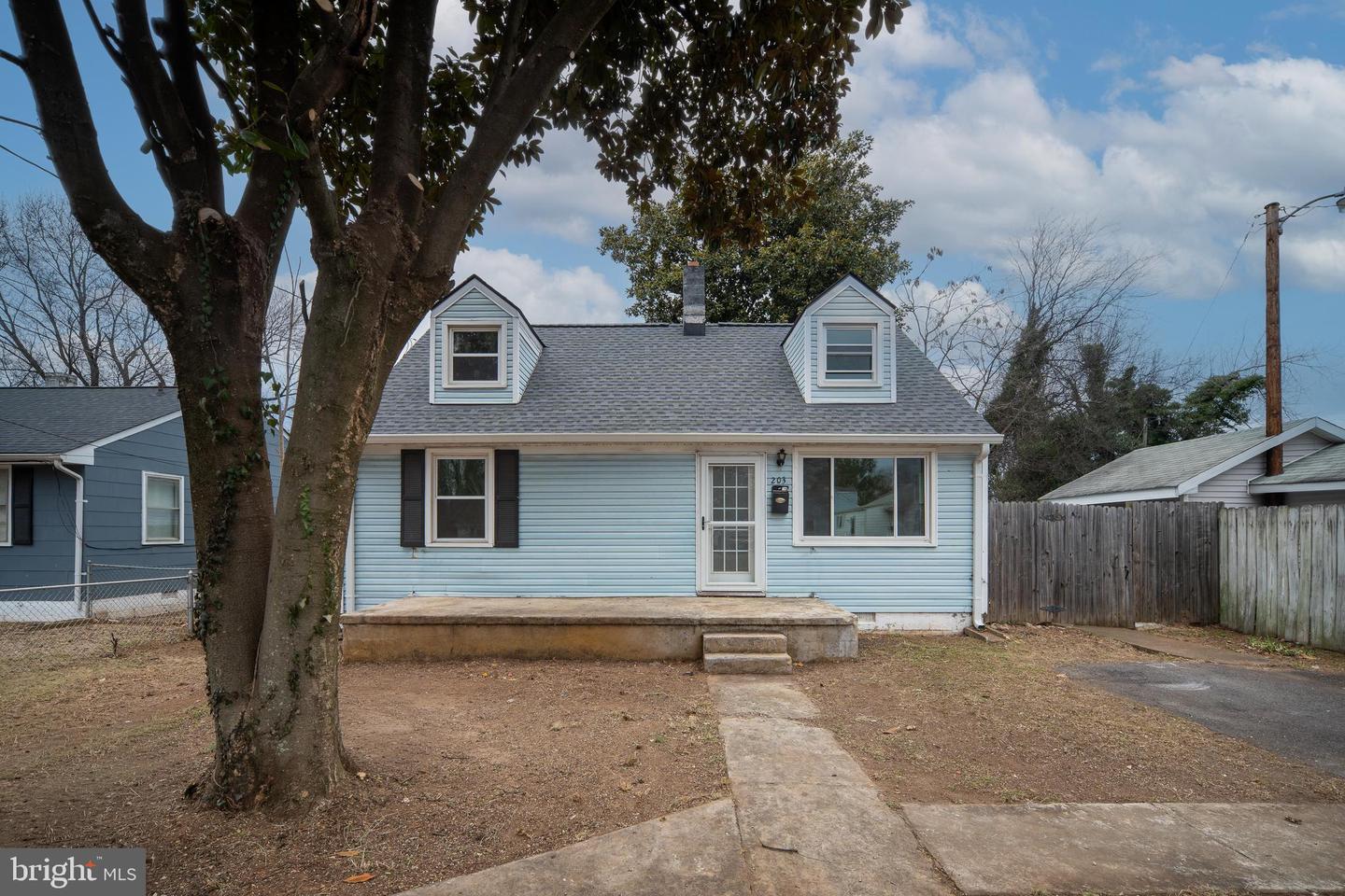 203 FRAZIER ST, FREDERICKSBURG, Virginia 22401, 4 Bedrooms Bedrooms, ,2 BathroomsBathrooms,Residential,For sale,203 FRAZIER ST,VAFB2009330 MLS # VAFB2009330 203 FRAZIER ST, FREDERICKSBURG, Virginia 22401, 4 Bedrooms Bedrooms, ,2 BathroomsBathrooms,Residential,For sale,203 FRAZIER ST,VAFB2009330 MLS # VAFB2009330