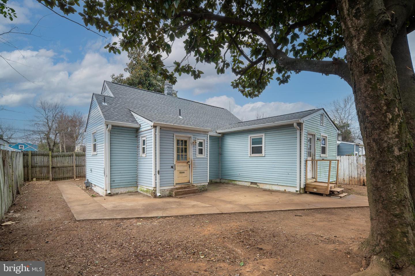 203 FRAZIER ST, FREDERICKSBURG, Virginia 22401, 4 Bedrooms Bedrooms, ,2 BathroomsBathrooms,Residential,For sale,203 FRAZIER ST,VAFB2009330 MLS # VAFB2009330 203 FRAZIER ST, FREDERICKSBURG, Virginia 22401, 4 Bedrooms Bedrooms, ,2 BathroomsBathrooms,Residential,For sale,203 FRAZIER ST,VAFB2009330 MLS # VAFB2009330