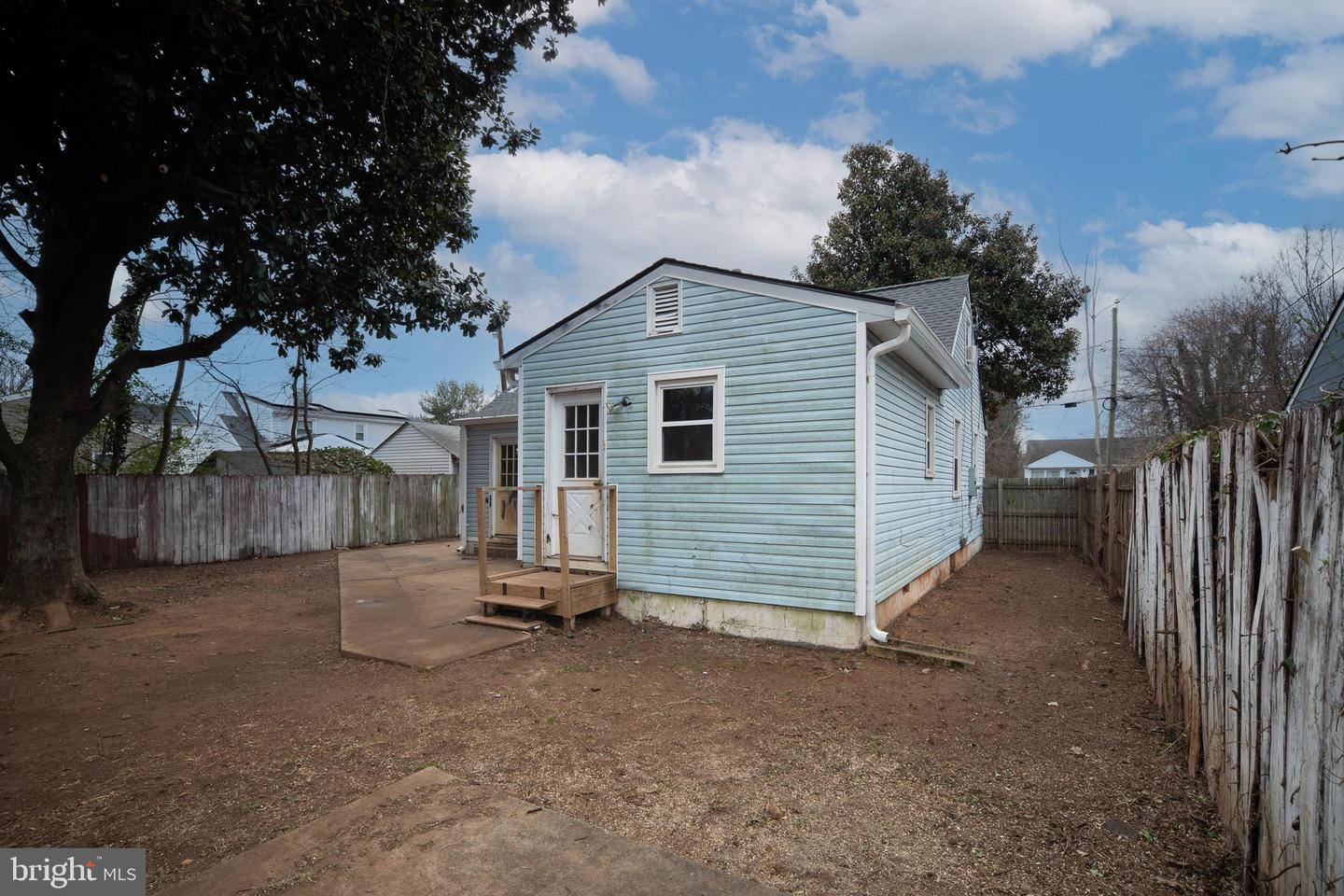 203 FRAZIER ST, FREDERICKSBURG, Virginia 22401, 4 Bedrooms Bedrooms, ,2 BathroomsBathrooms,Residential,For sale,203 FRAZIER ST,VAFB2009330 MLS # VAFB2009330 203 FRAZIER ST, FREDERICKSBURG, Virginia 22401, 4 Bedrooms Bedrooms, ,2 BathroomsBathrooms,Residential,For sale,203 FRAZIER ST,VAFB2009330 MLS # VAFB2009330