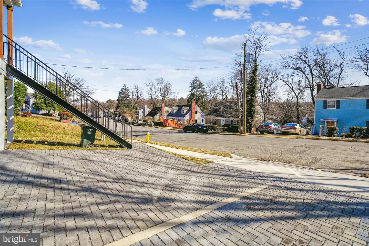 5041 25TH ST S, ARLINGTON, Virginia 22206, 4 Bedrooms Bedrooms, 7 Rooms Rooms,3 BathroomsBathrooms,Residential,For sale,5041 25TH ST S,VAAR2066502 MLS # VAAR2066502