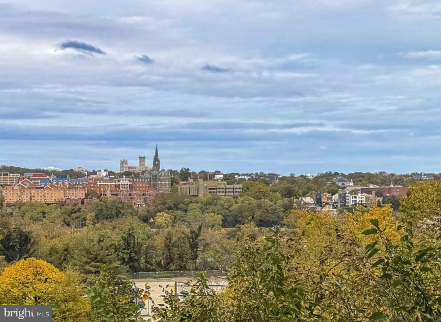 1555 N COLONIAL TER #500, ARLINGTON, Virginia 22209, 2 Bedrooms Bedrooms, ,2 BathroomsBathrooms,Residential,For sale,1555 N COLONIAL TER #500,VAAR2066514 MLS # VAAR2066514