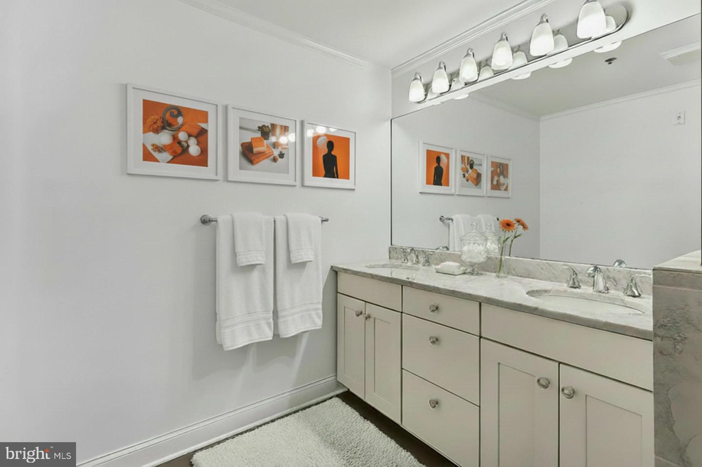 1555 N COLONIAL TER #500, ARLINGTON, Virginia 22209, 2 Bedrooms Bedrooms, ,2 BathroomsBathrooms,Residential,For sale,1555 N COLONIAL TER #500,VAAR2066514 MLS # VAAR2066514