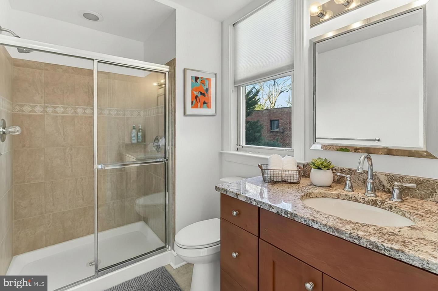 1555 N COLONIAL TER #500, ARLINGTON, Virginia 22209, 2 Bedrooms Bedrooms, ,2 BathroomsBathrooms,Residential,For sale,1555 N COLONIAL TER #500,VAAR2066514 MLS # VAAR2066514