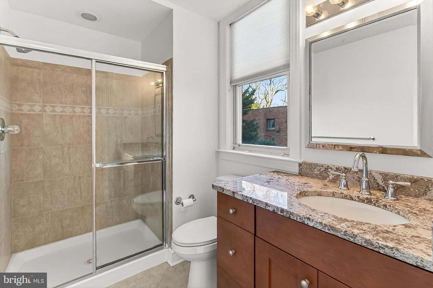 1555 N COLONIAL TER #500, ARLINGTON, Virginia 22209, 2 Bedrooms Bedrooms, ,2 BathroomsBathrooms,Residential,For sale,1555 N COLONIAL TER #500,VAAR2066514 MLS # VAAR2066514