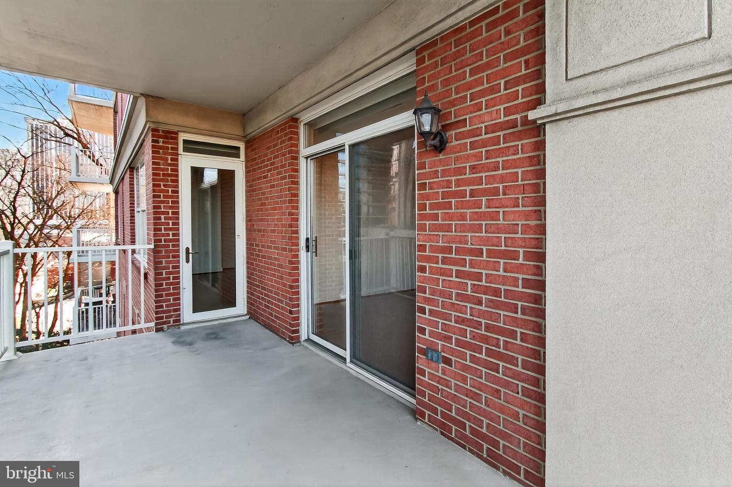 1555 N COLONIAL TER #500, ARLINGTON, Virginia 22209, 2 Bedrooms Bedrooms, ,2 BathroomsBathrooms,Residential,For sale,1555 N COLONIAL TER #500,VAAR2066514 MLS # VAAR2066514