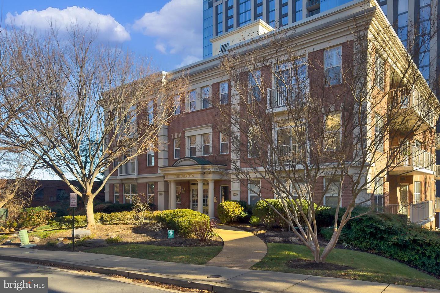 1555 N COLONIAL TER #500, ARLINGTON, Virginia 22209, 2 Bedrooms Bedrooms, ,2 BathroomsBathrooms,Residential,For sale,1555 N COLONIAL TER #500,VAAR2066514 MLS # VAAR2066514