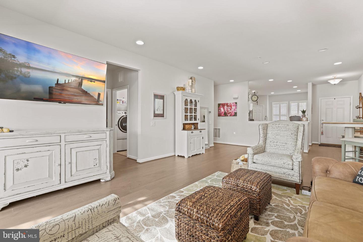 5 MCQUARIE DR, FREDERICKSBURG, Virginia 22406, 3 Bedrooms Bedrooms, 13 Rooms Rooms,3 BathroomsBathrooms,Residential,For sale,5 MCQUARIE DR,VAST2044506 MLS # VAST2044506