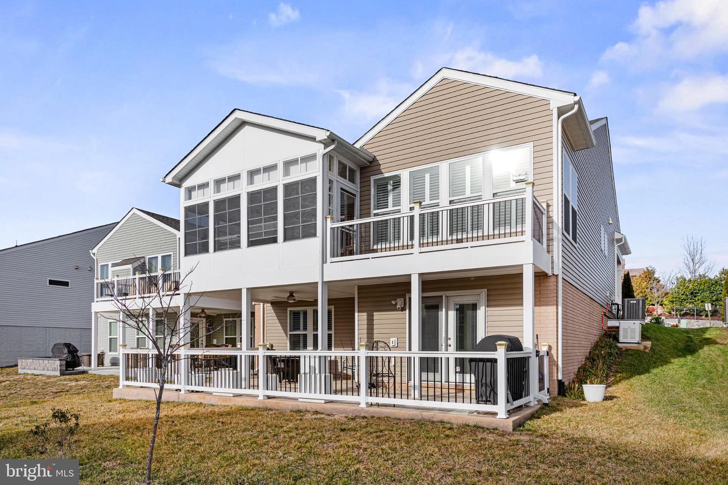 5 MCQUARIE DR, FREDERICKSBURG, Virginia 22406, 3 Bedrooms Bedrooms, 13 Rooms Rooms,3 BathroomsBathrooms,Residential,For sale,5 MCQUARIE DR,VAST2044506 MLS # VAST2044506