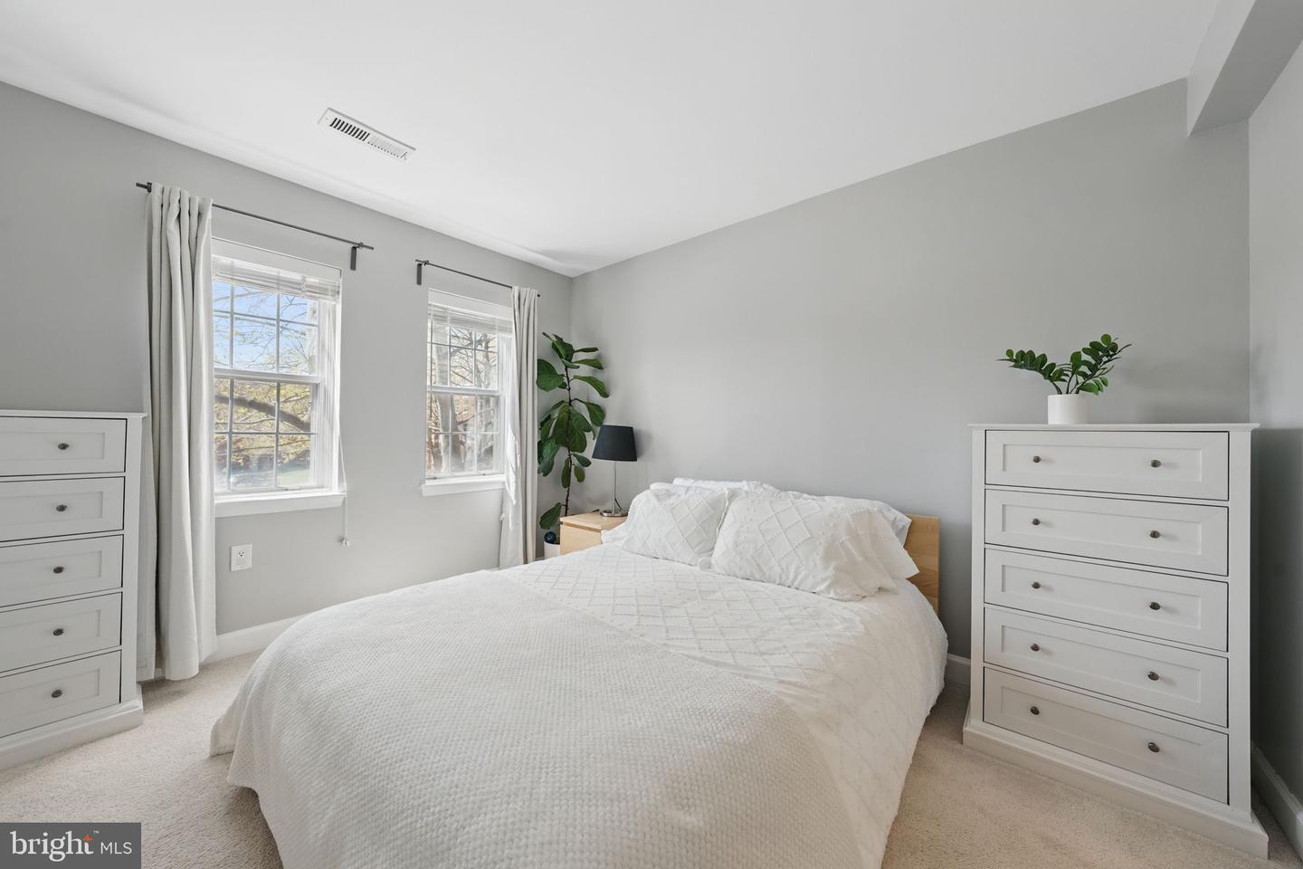 3611 38TH ST NW #209, WASHINGTON, District Of Columbia 20016, 1 Bedroom Bedrooms, ,1 BathroomBathrooms,Residential,For sale,3611 38TH ST NW #209,DCDC2233788 MLS # DCDC2233788